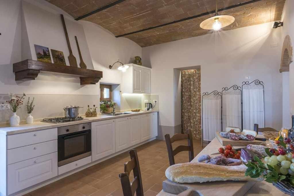 Villa I Cipressini Piscina Riscaldata Spa Toscana Pienza Buitenkant foto